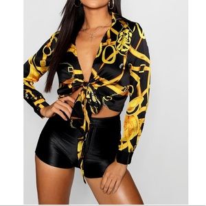 Satin Chain Print Collar Tie Front